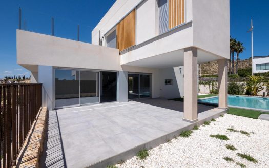 MODERN DESIGN VILLA WITH GOLF VIEWS
