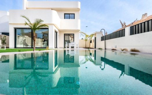 Newly built detached villas with private pool in Roldán, Torre-Pacheco