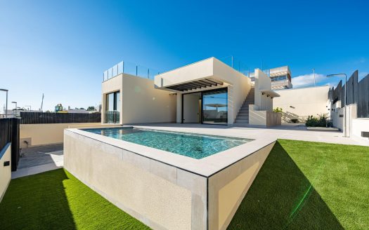 Villa neuve prête à emménager avec vue sur la mer à La Alberca Polop