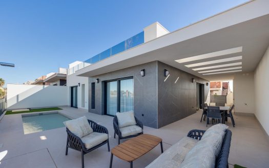 New Villas for Sale in Torrevieja – 2 km from the Sea