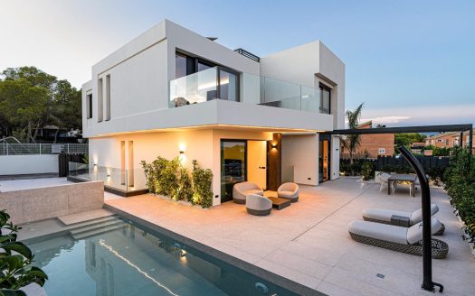 Exclusive New-Build Villas with Private Pools in La Nucía, Near Benidorm