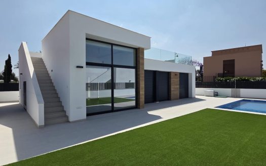 NEW BUILD VILLAS IN CONDADO DE ALHAMA GOLF COURSE