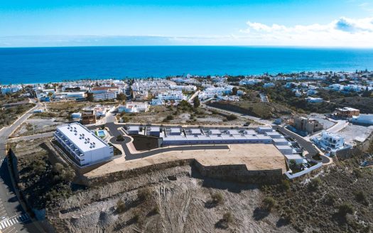 Flats and townhouses with sea views in Mojácar Playa, 600 metres from the beach