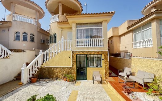 Spacious 4-Bedroom Villa in El Galan, Orihuela Costa